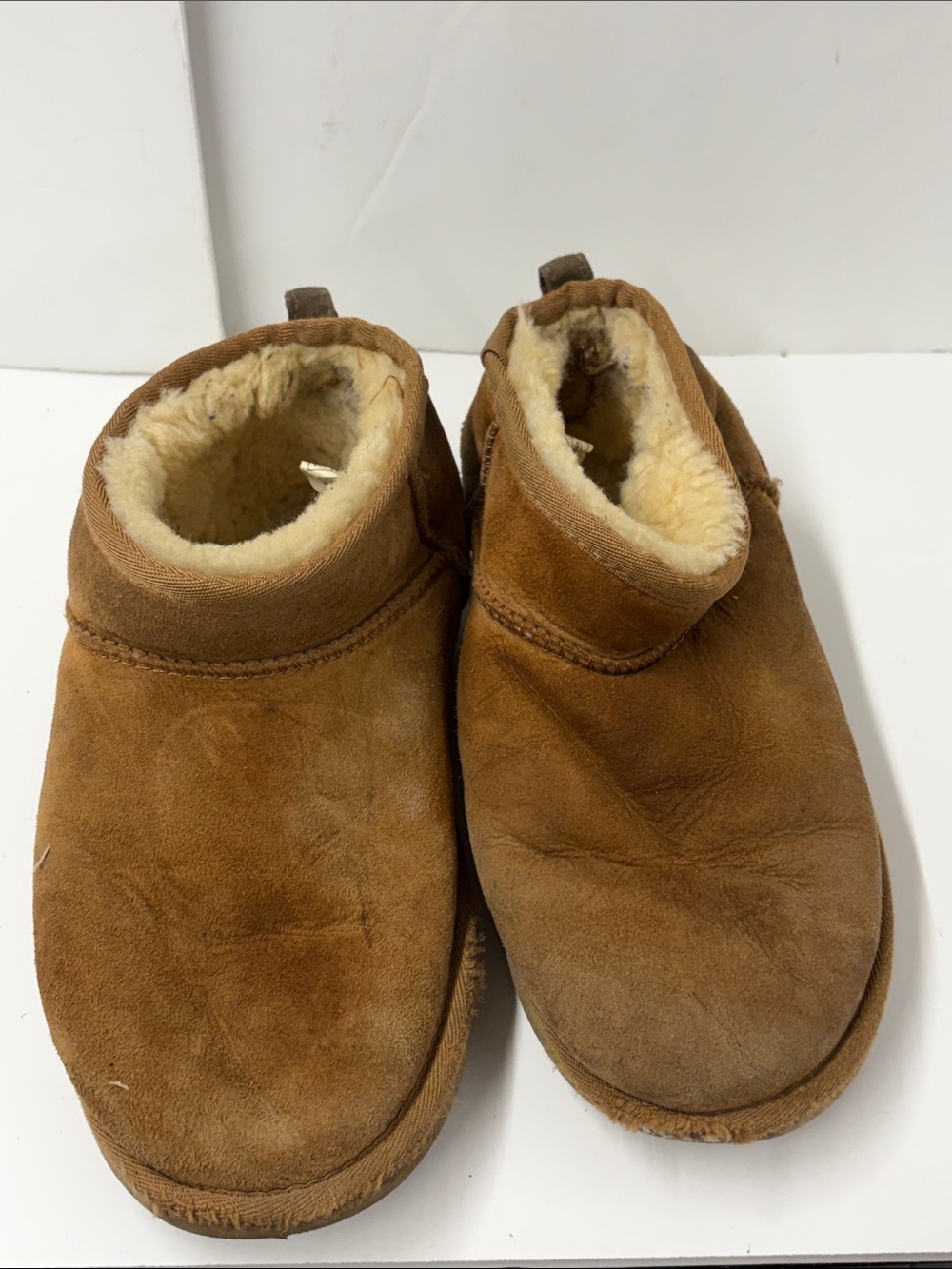 Used UGG Women’s Classic Ultra Mini boots Size 6